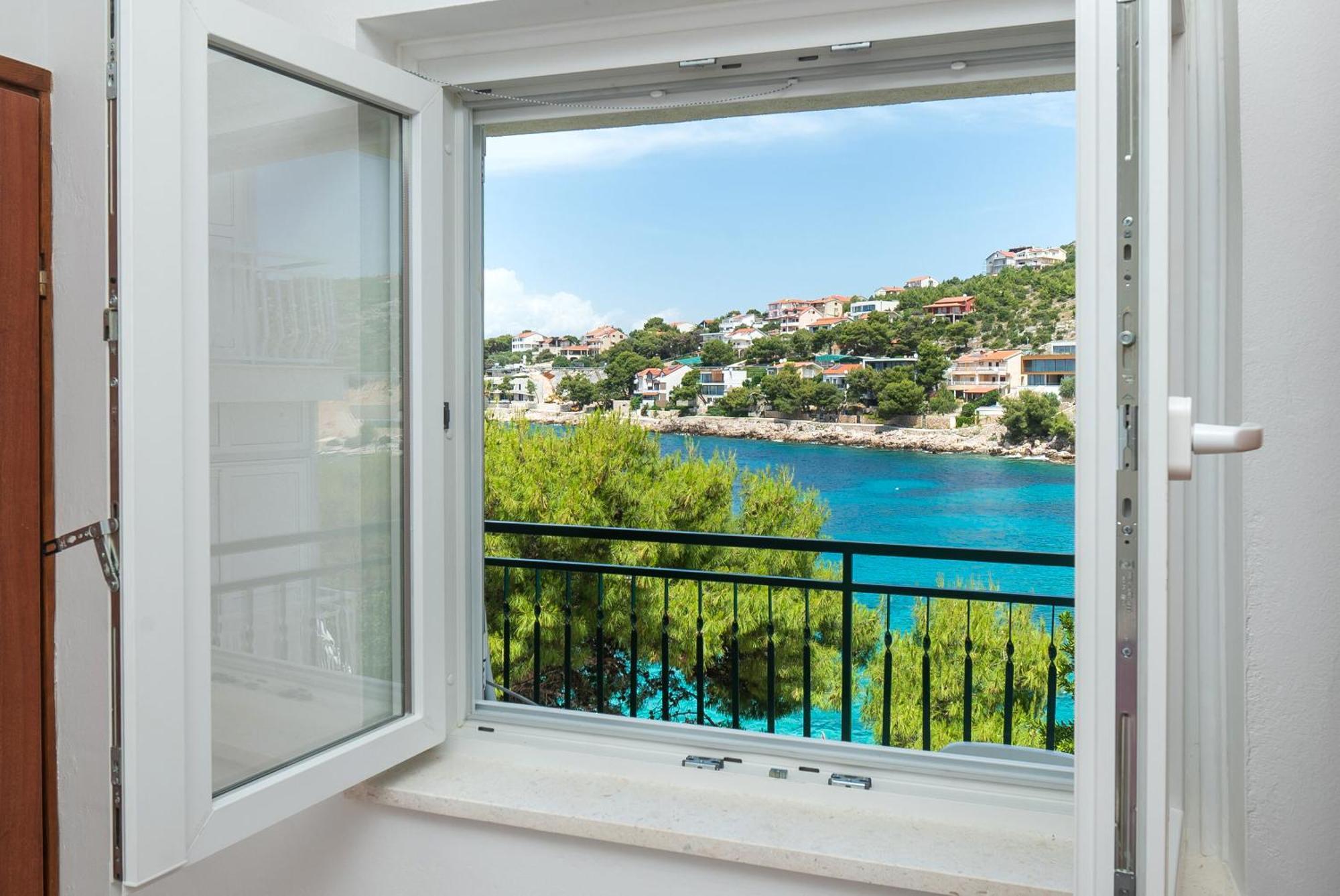 Ivica Apartment *