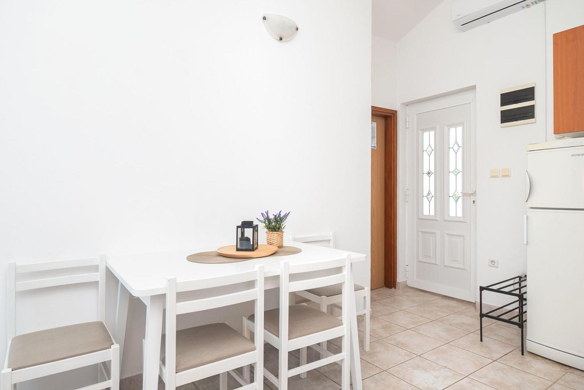 Ivica Apartment