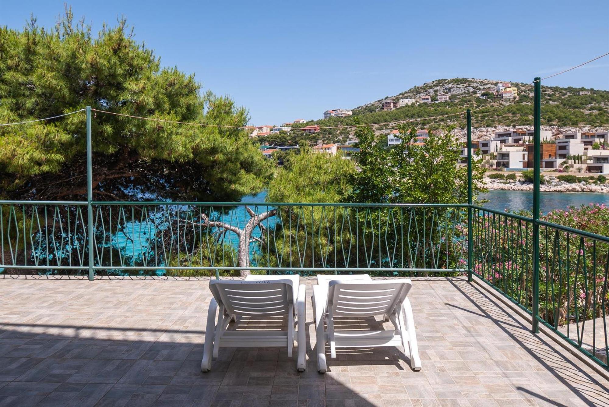 Ivica Apartment Primosten