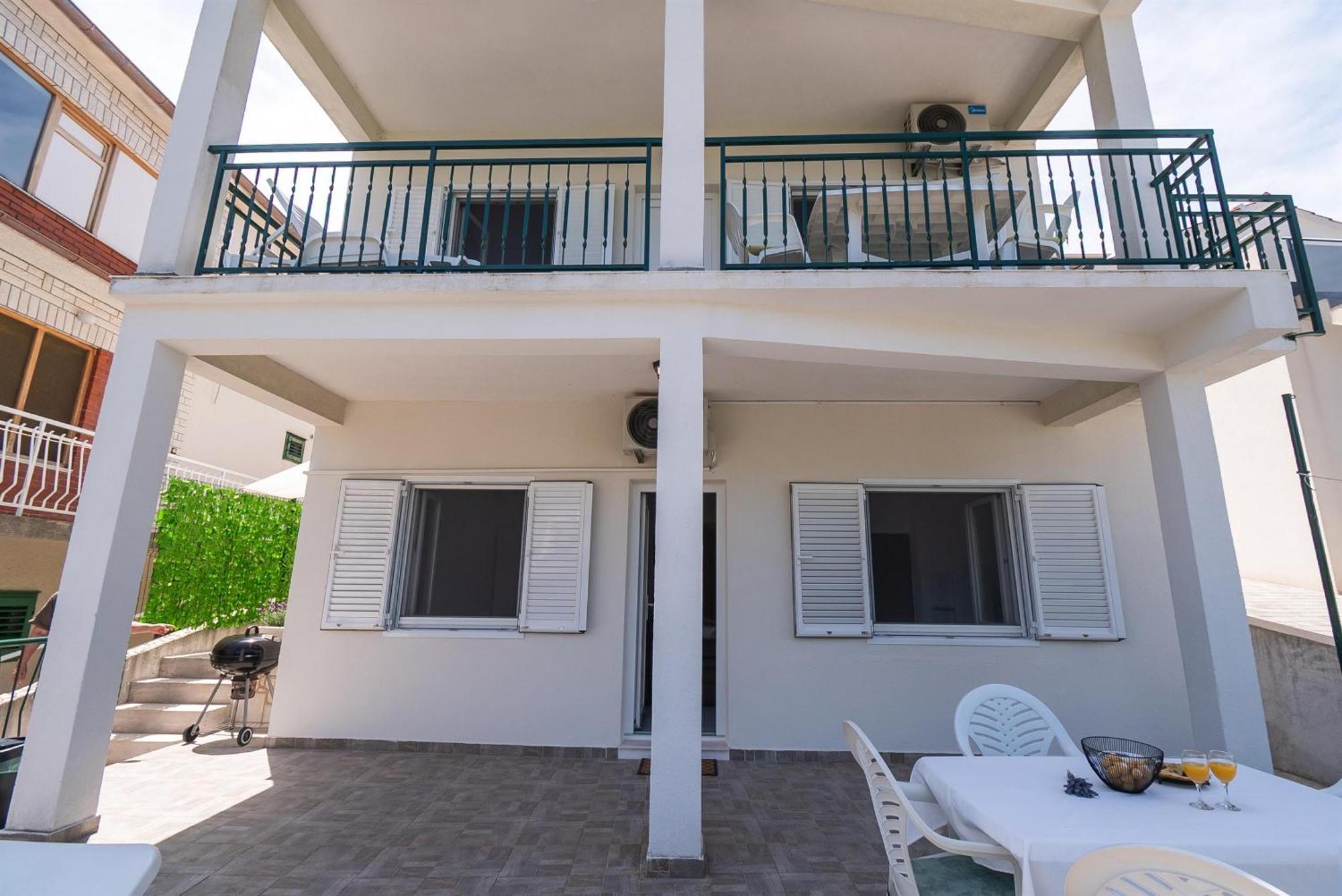 Apartment Ivica Primosten